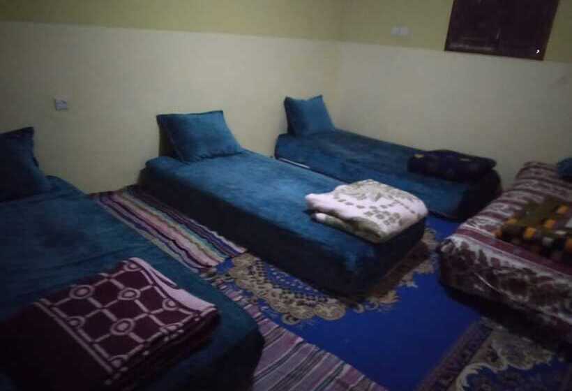 بنسيون Tanssi House