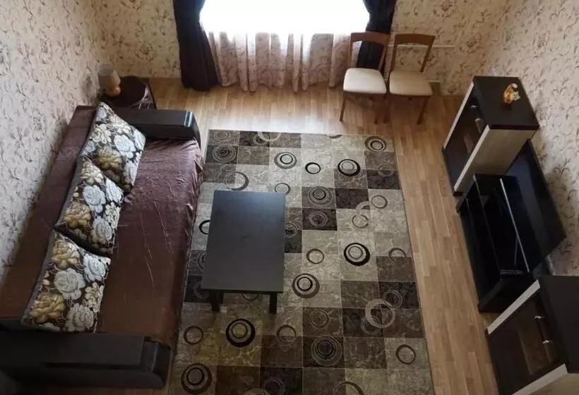 هاستل Happy Cat