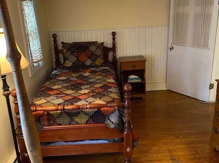 ユースホステル The Inn At Lincoln Square