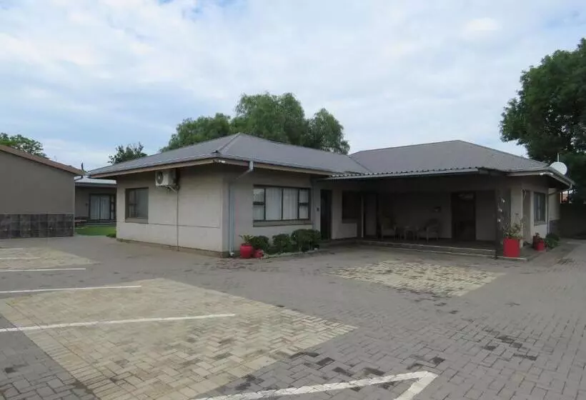 ペンション Andante Guesthouse Klerksdorp