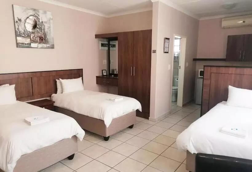 ペンション Andante Guesthouse Klerksdorp