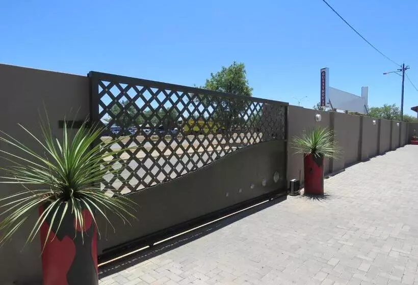 ペンション Andante Guesthouse Klerksdorp