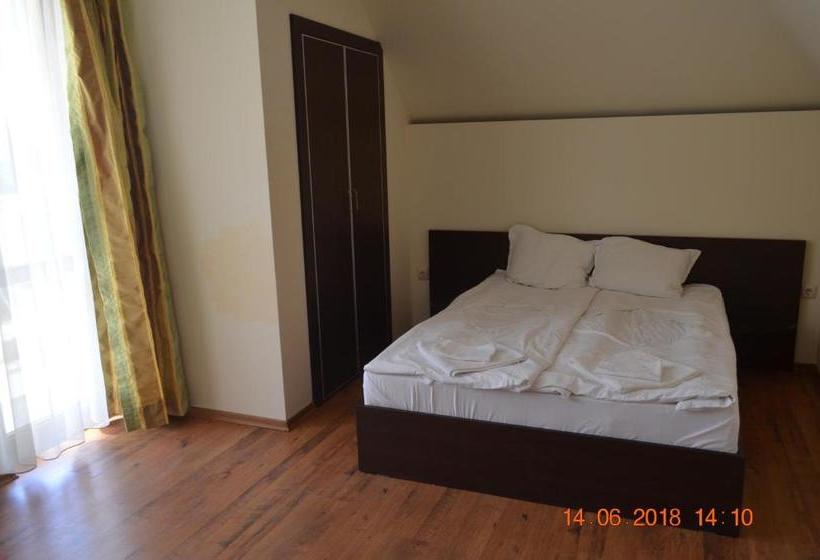 پانسیون Guesthouse Opal