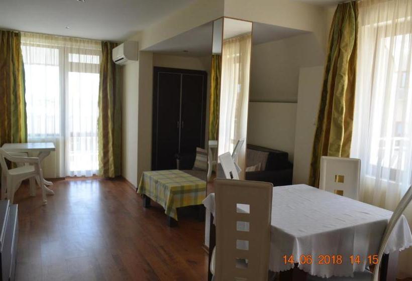 پانسیون Guesthouse Opal