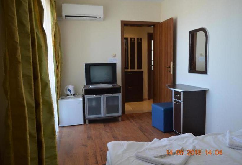 پانسیون Guesthouse Opal