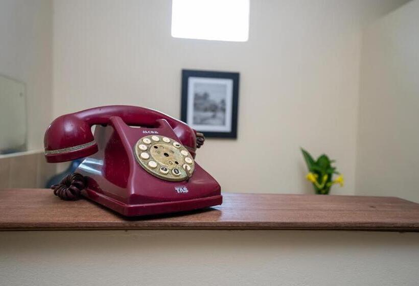 بنسيون The Bali Boarding House