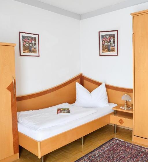 فندق صغير Schwanbergerstüberl