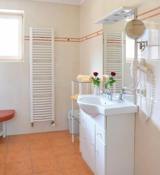 فندق صغير Schwanbergerstüberl