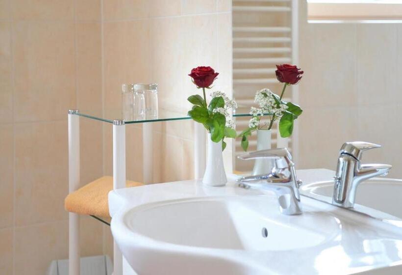 فندق صغير Schwanbergerstüberl