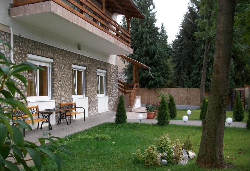 پانسیون éden Ii