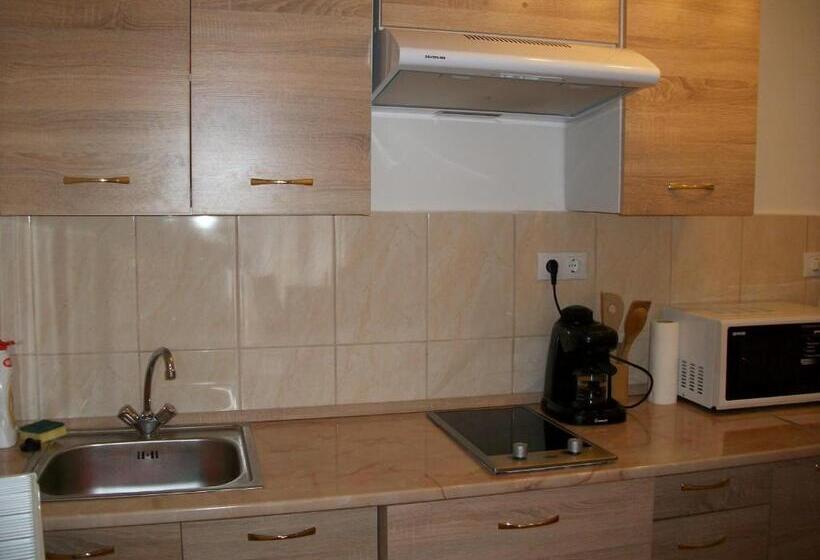 پانسیون éden Ii