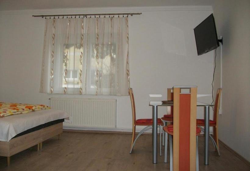 پانسیون éden Ii