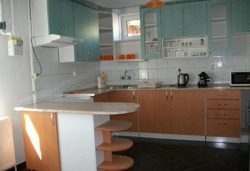 پانسیون éden Ii