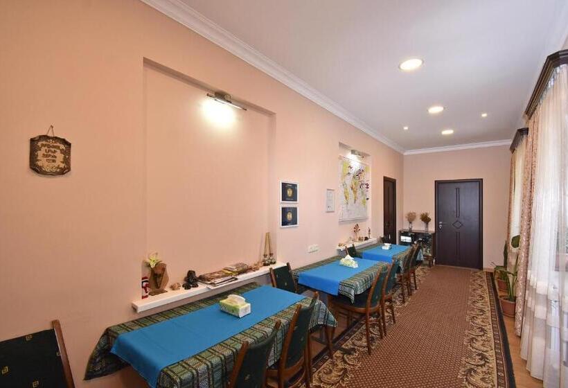 پانسیون Guest House Arsan