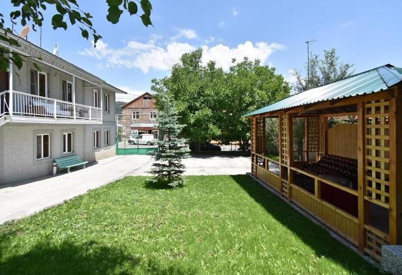 پانسیون Guest House Arsan