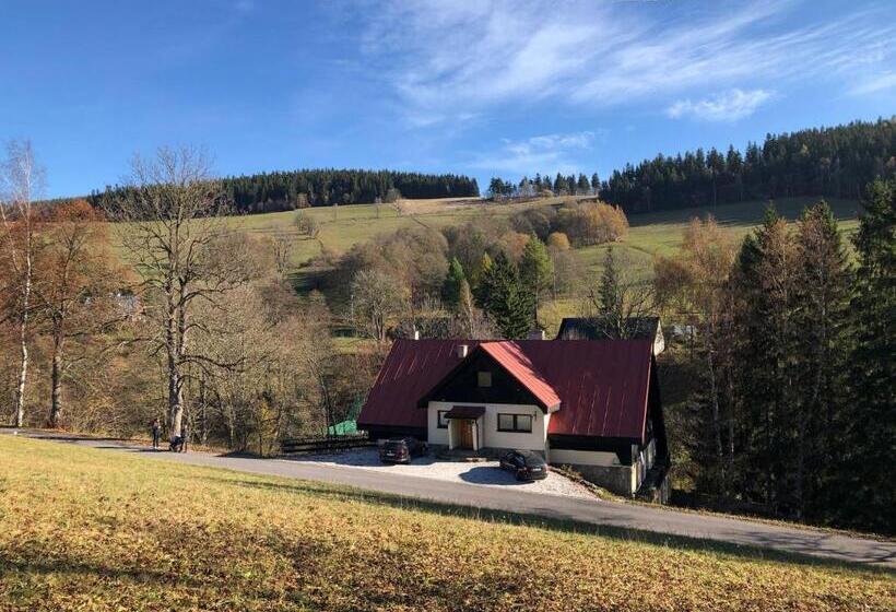 펜션 Penzion čert