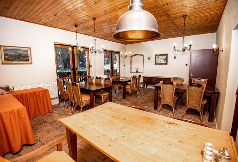 펜션 Penzion čert