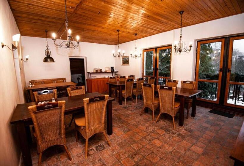 펜션 Penzion čert