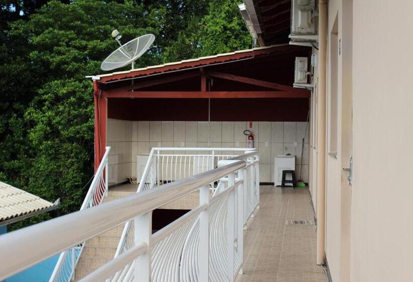 پانسیون Pousada Bom Futuro