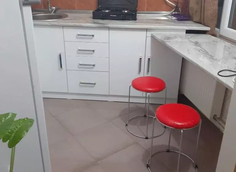 پانسیون ,tengo,