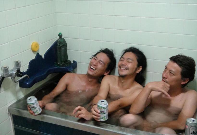 ペンション Katsuo Guest House