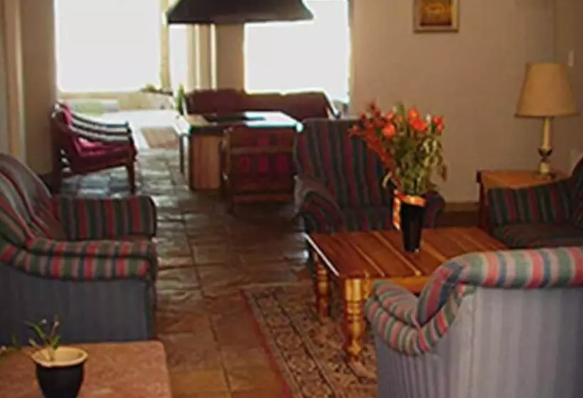 Majatalo Shirleys Place