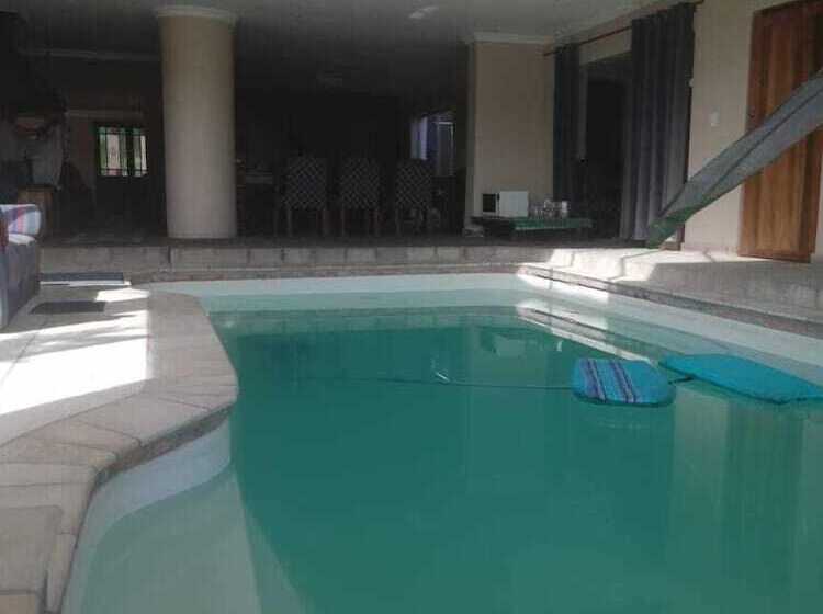 Пансион Shirleys Place