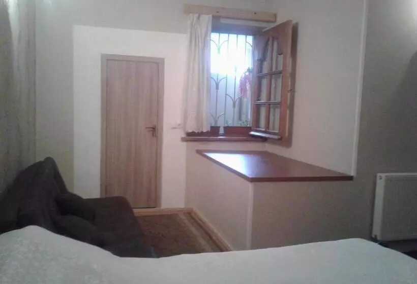 پانسیون ,tengo,