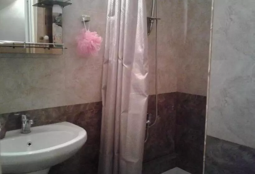 پانسیون ,tengo,