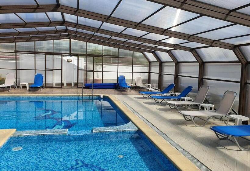 פנסיון White House