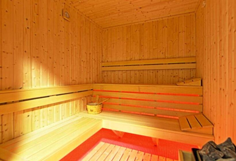 פנסיון White House