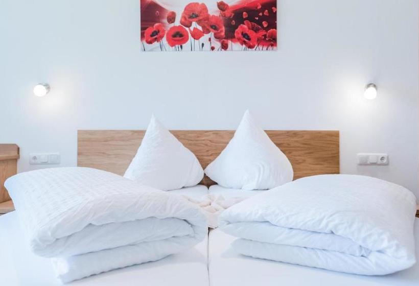 ユースホステル Gasthof Venedigerblick