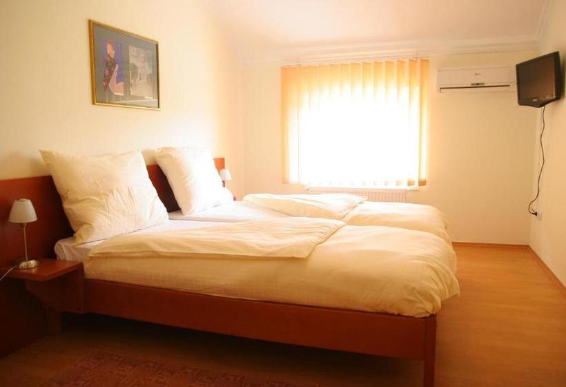 هاستل Konak Požarevac