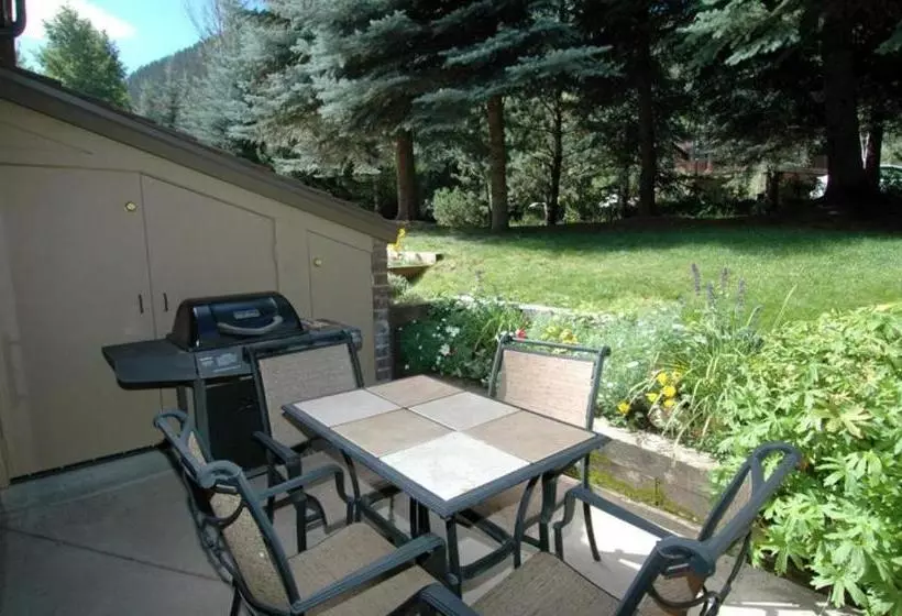 Clarendon Townhomes