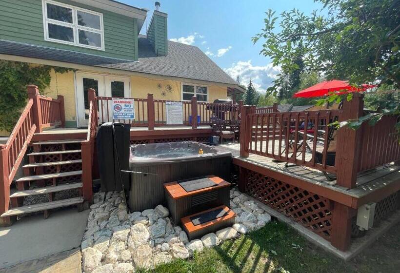 ペンション Blaeberry Valley Vacation Rentals