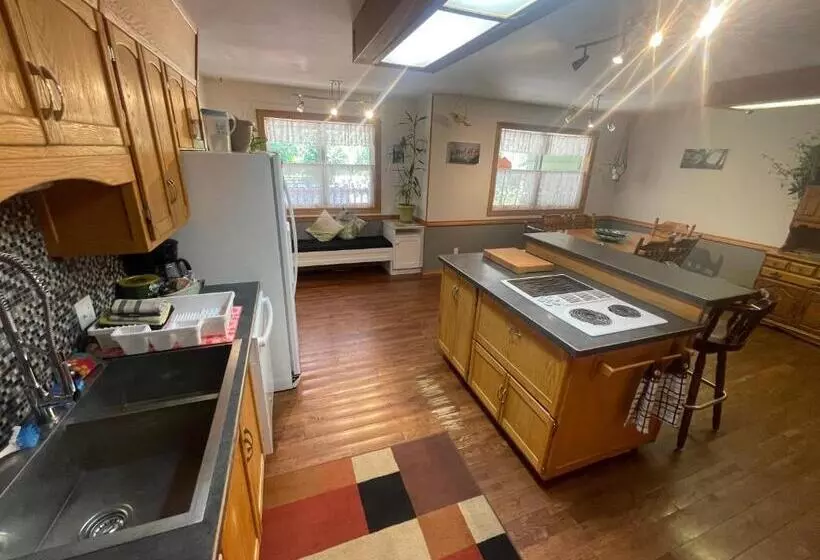 ペンション Blaeberry Valley Vacation Rentals