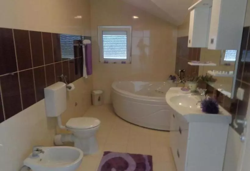 Apartman Romansa čitluk Sa 4 Spavaće Sobe