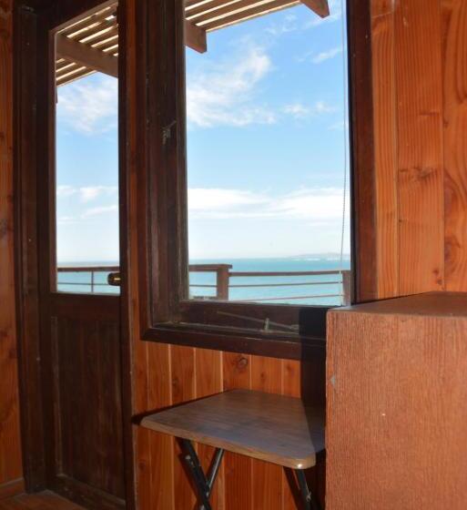 هاستل Con Con Bay