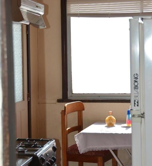 هاستل Con Con Bay