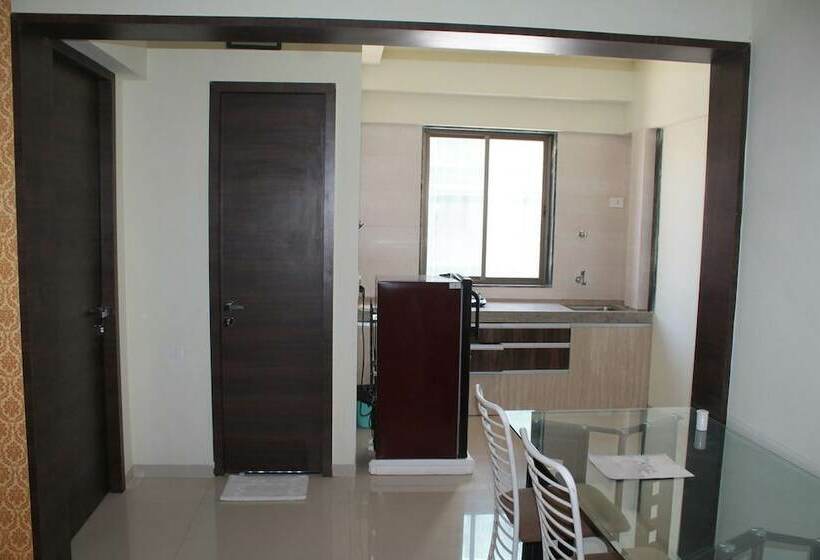 Bed and Breakfast Destination 41 By Bird Of Paradise