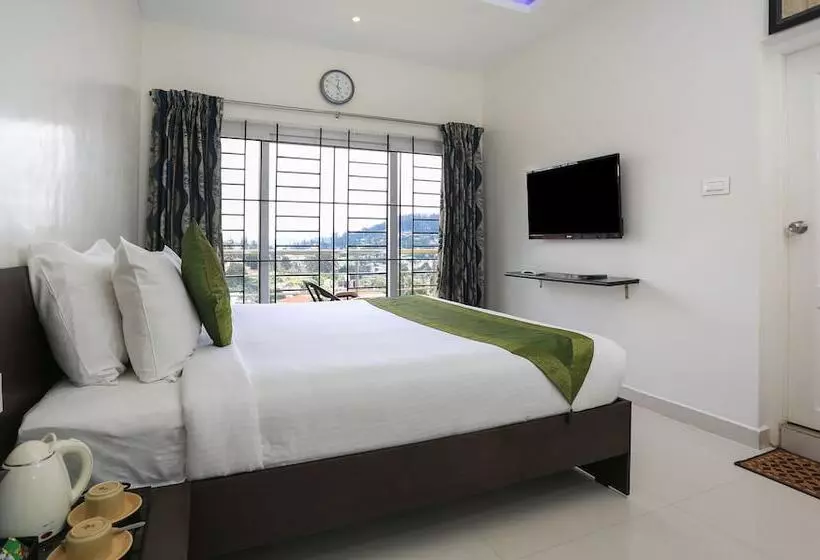 Hotelli Treebo Light House, 900 Mtrs From Botanical Garden