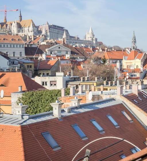 بنسيون Butik Apartments, By Bqa