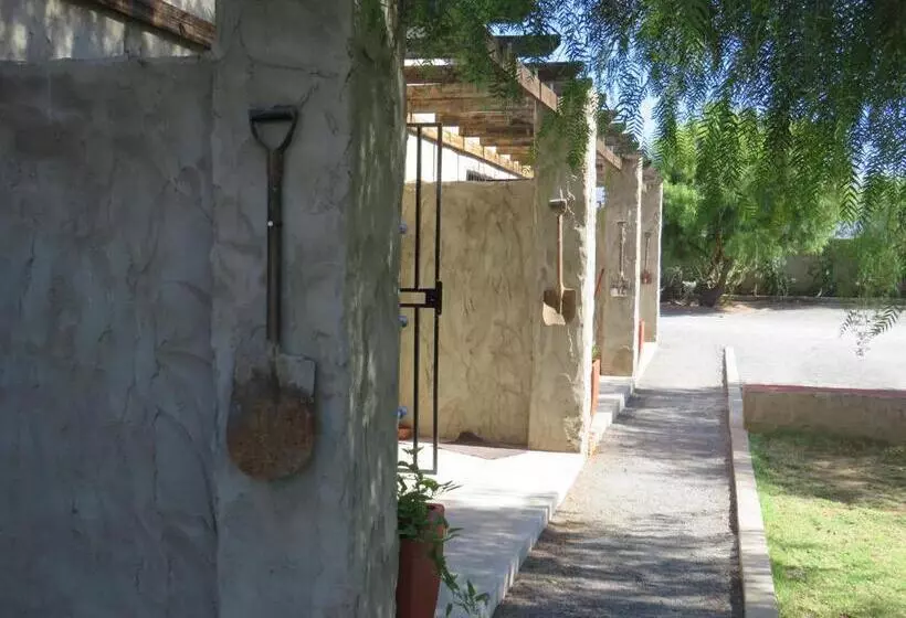 Majatalo Die Windpomp Gastehuis