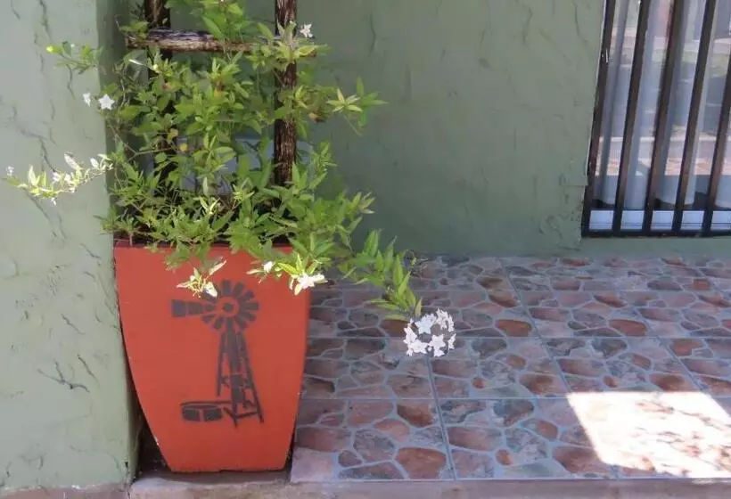 Majatalo Die Windpomp Gastehuis