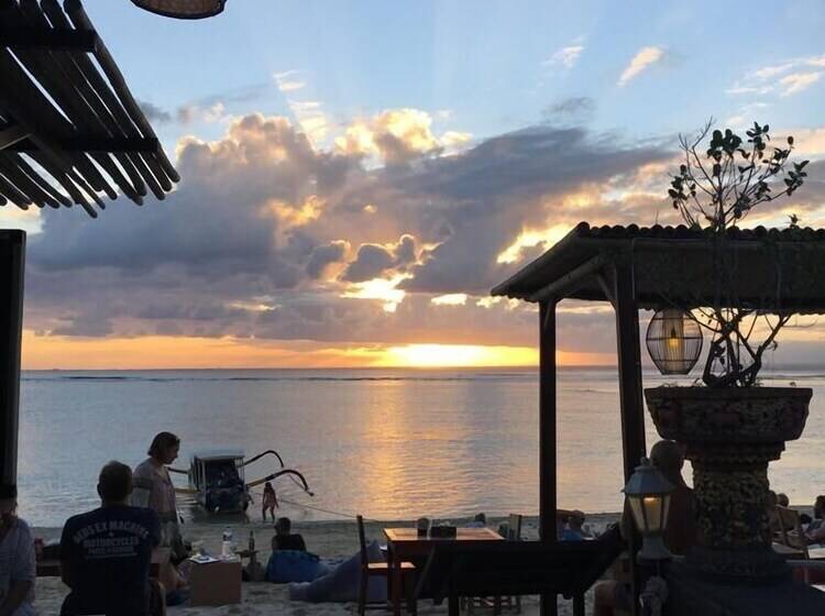 بنسيون Linda Beach