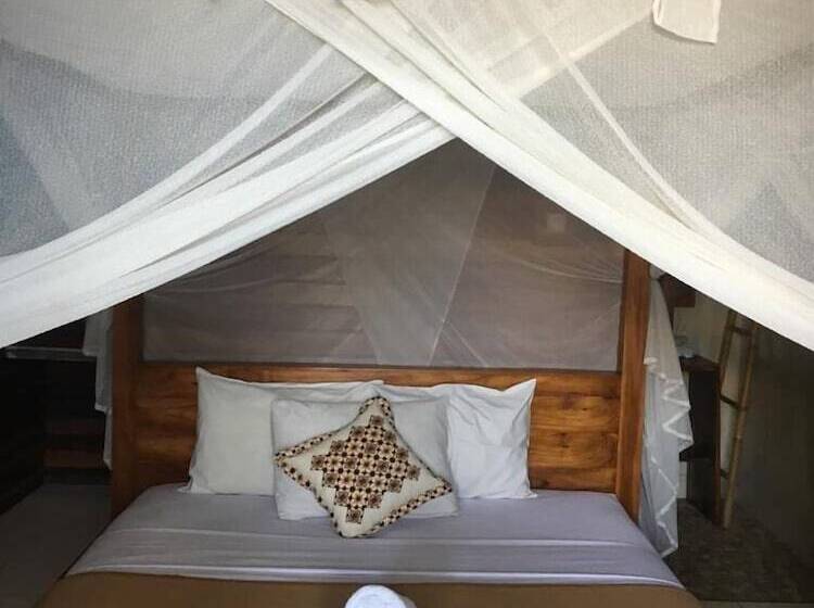 بنسيون Linda Beach