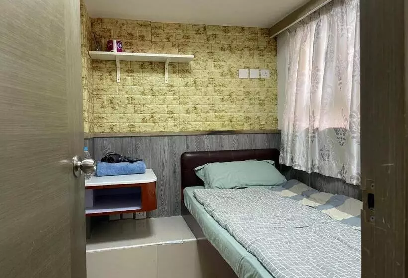 پانسیون Majestic 7 Guesthouse