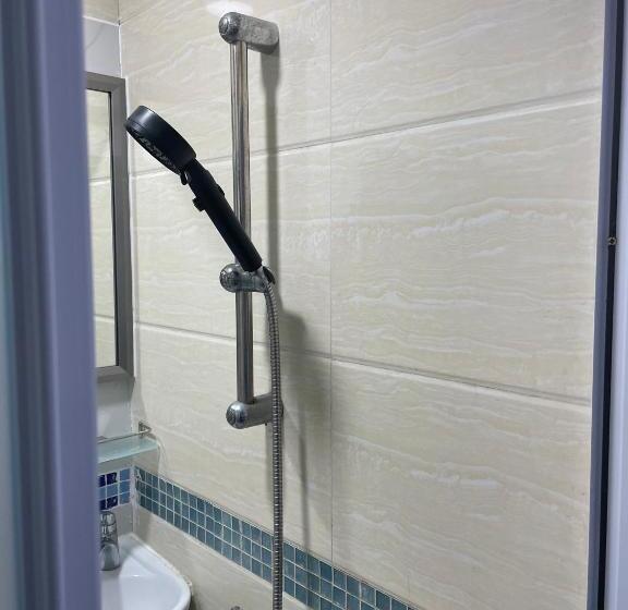 پانسیون Majestic 7 Guesthouse