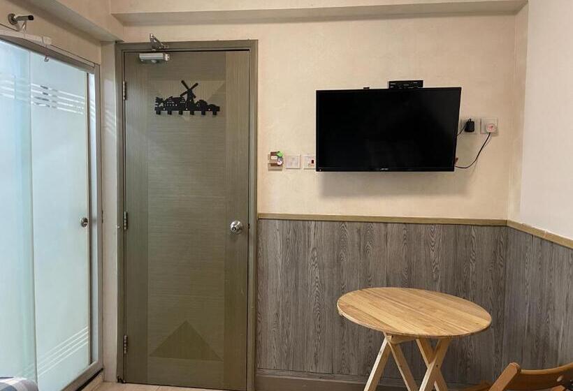 پانسیون Majestic 7 Guesthouse