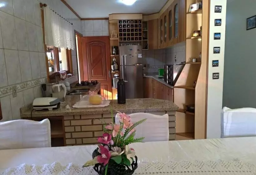 ペンション Pousada Unser Haus
